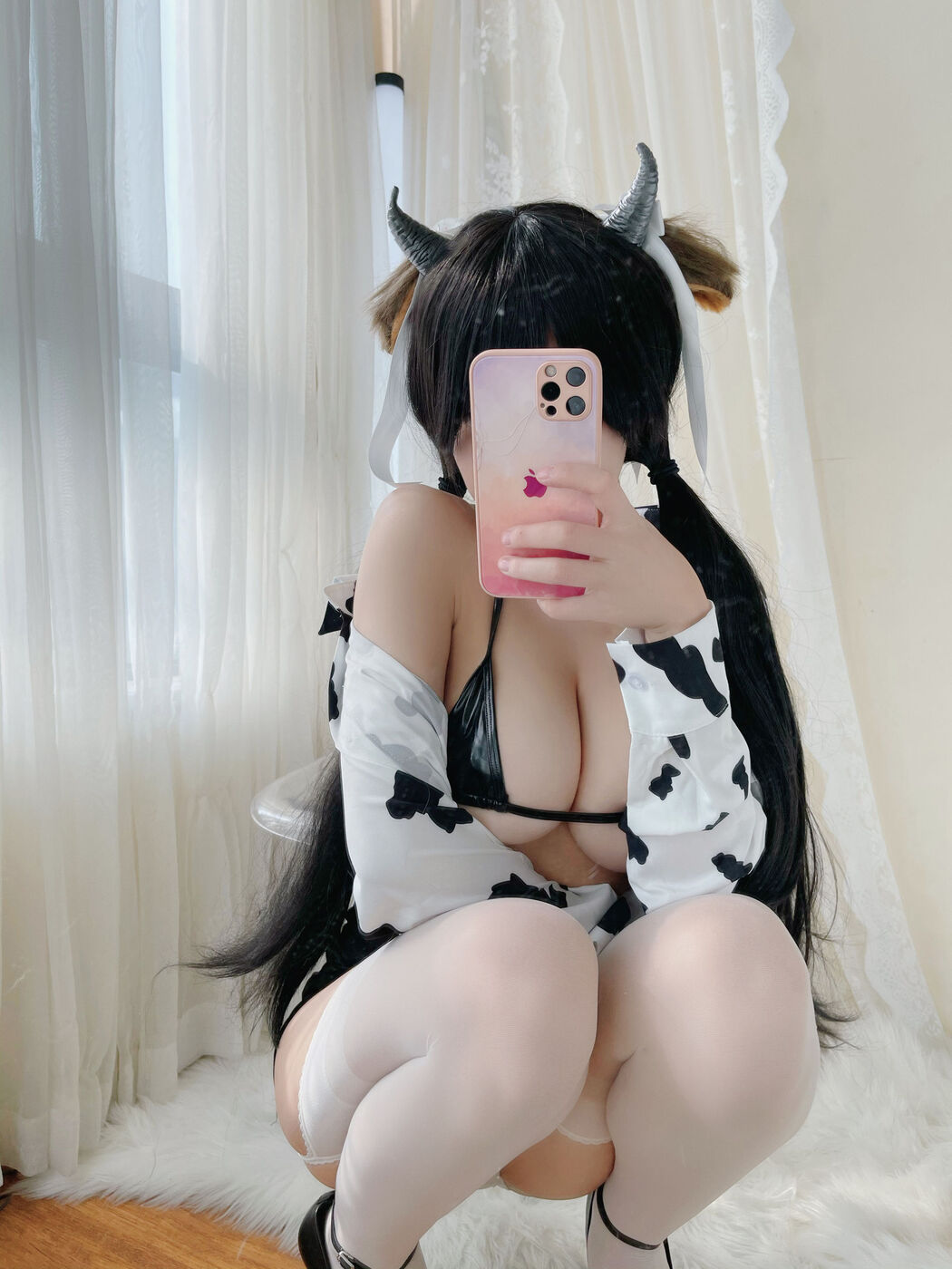 [Net Red COSER Photo] Anime blogger Ogura Chiyo w-Cow Shirt