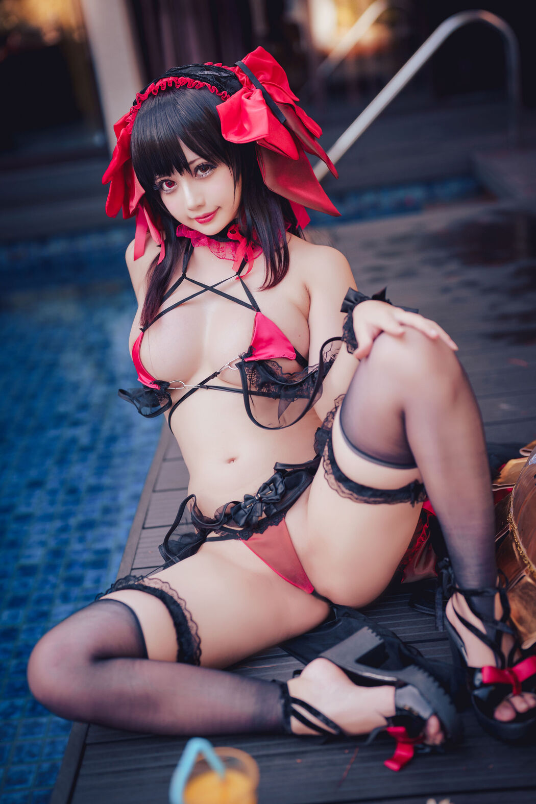 [Net Red COSER Photo] Rinka Okita - Kurumi Tokisaki Swimsuit Cover Photo