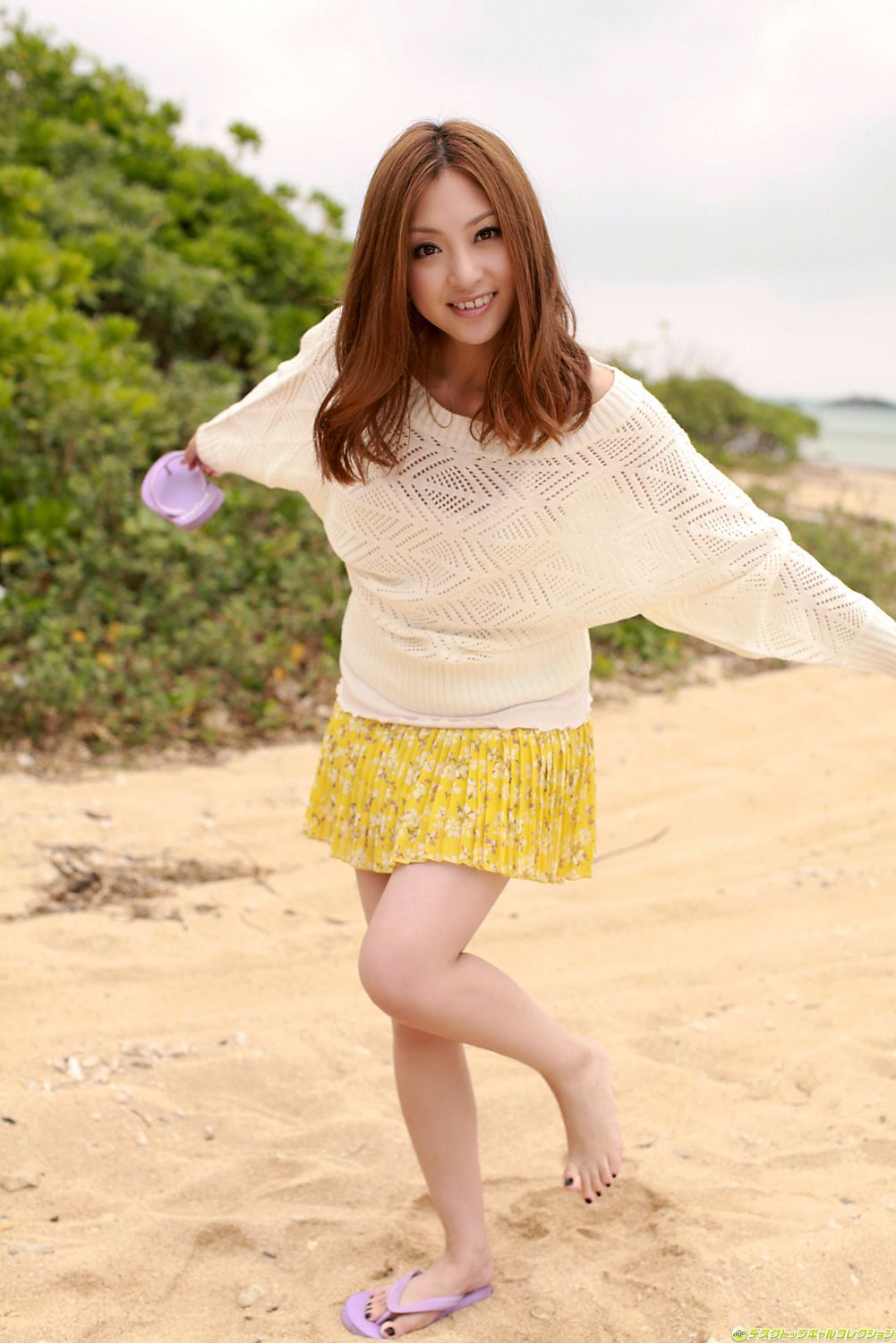 Natsuko Tatsumi << Erotic curvaceous beauty with a constricted waist >> [DGC] NO.1077