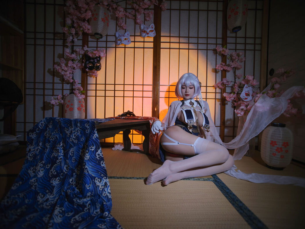 [Net Red COSER Photo] One-meter-eight pears - Sirius