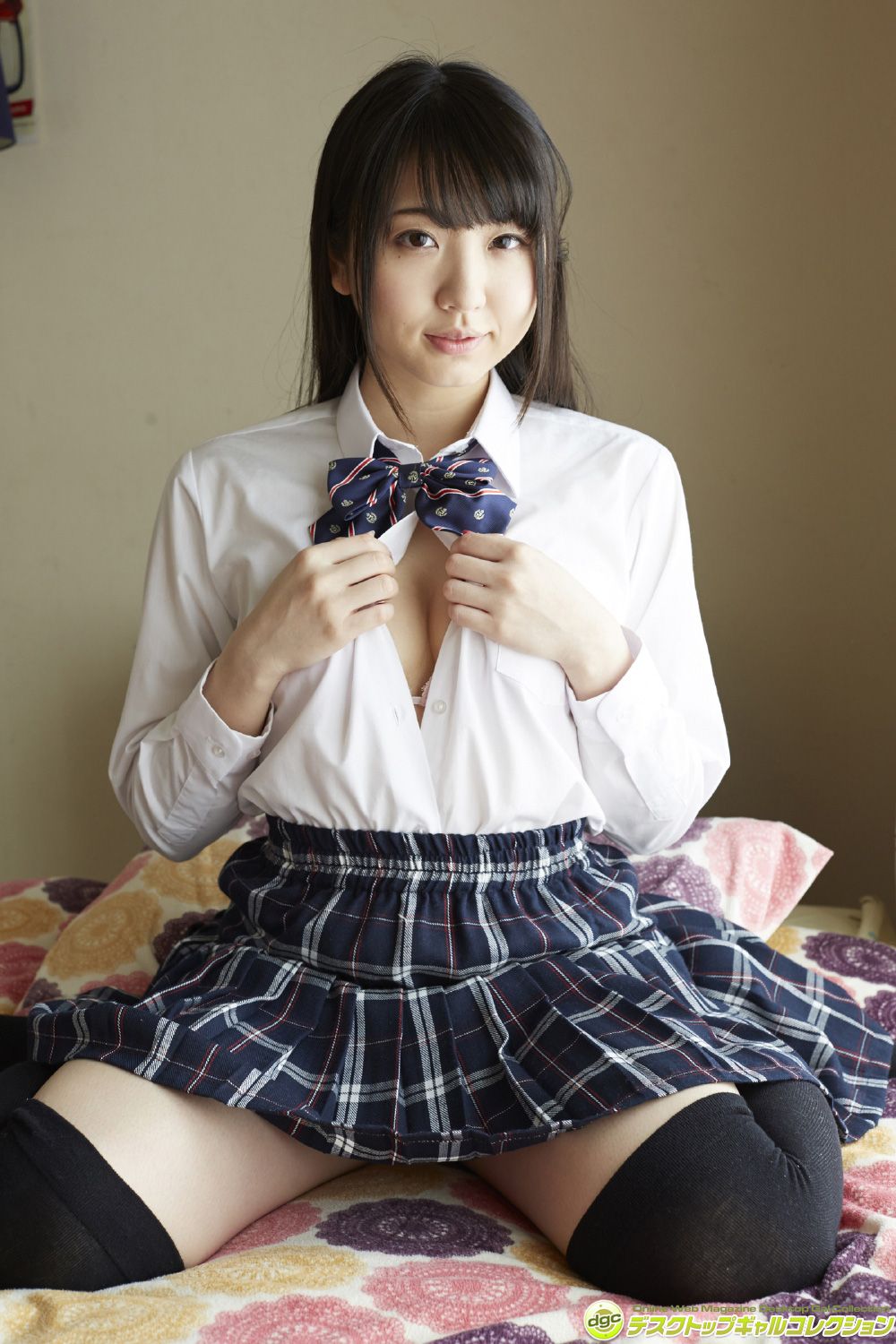 Kanae Shiina << 88cm F-Cup and Plump Girl with Big Hips >> [DGC] NO.1256