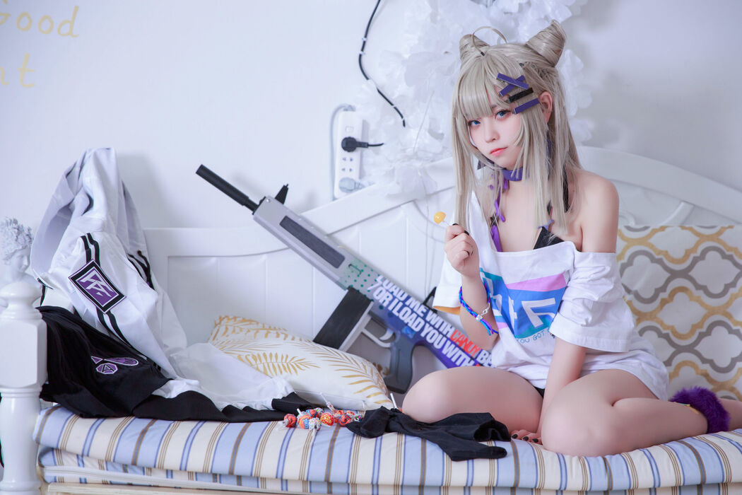 [Net Red COSER] Anime blogger G44 will not be hurt - AA12