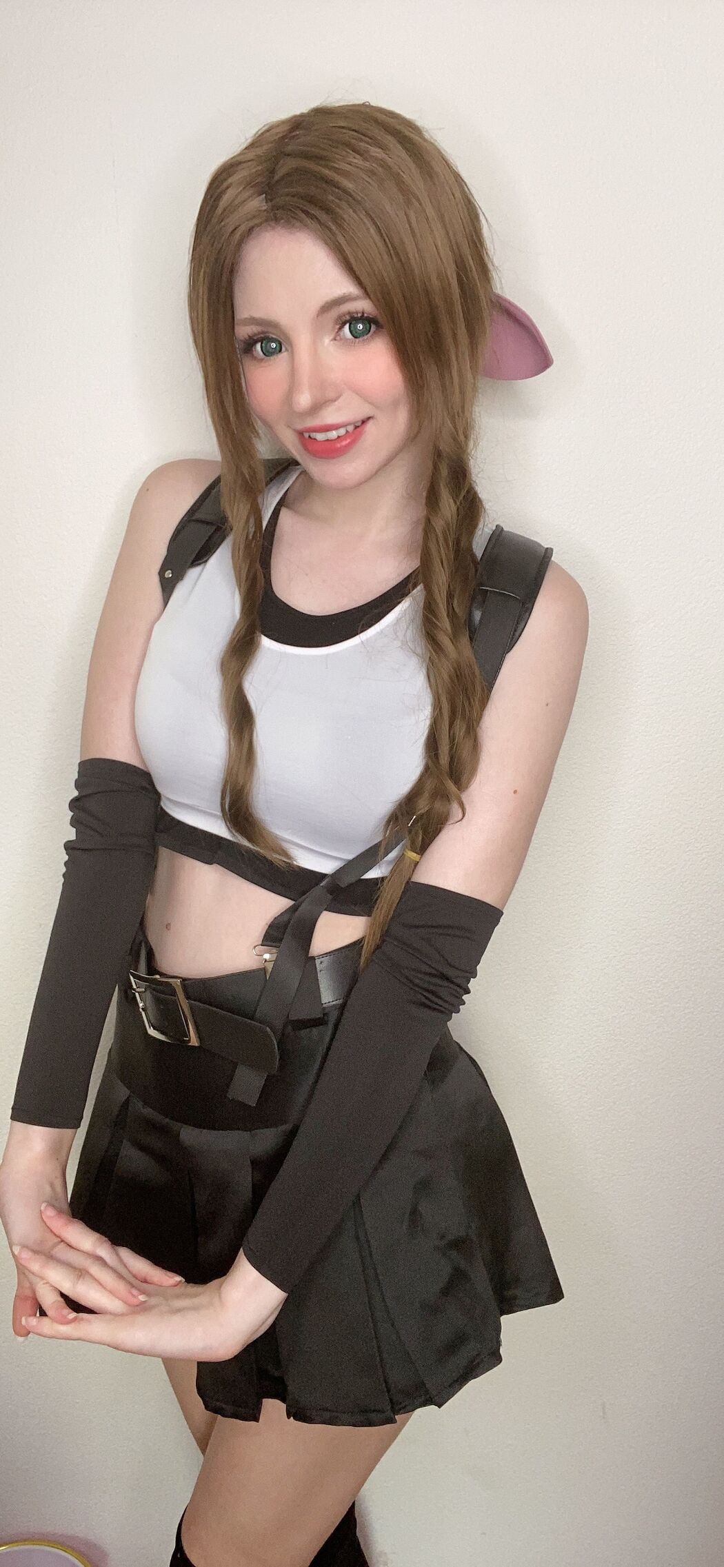 [Net Red COSER Photo] Peach milky - Aerith Tifa Swap