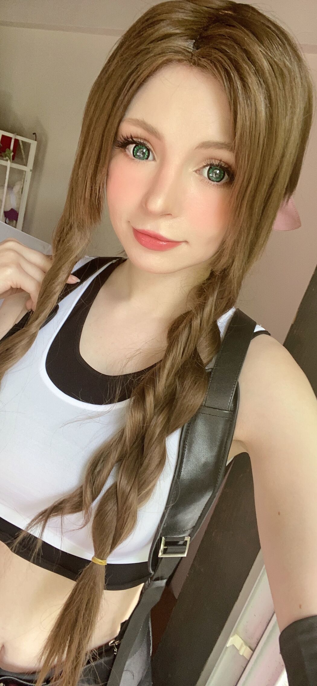 [Net Red COSER Photo] Peach milky - Aerith Tifa Swap