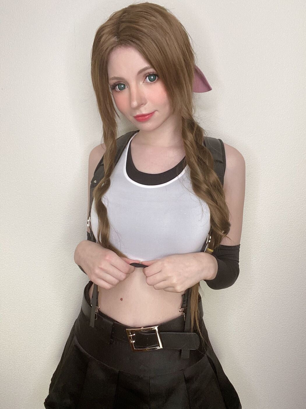 [Net Red COSER Photo] Peach milky - Aerith Tifa Swap