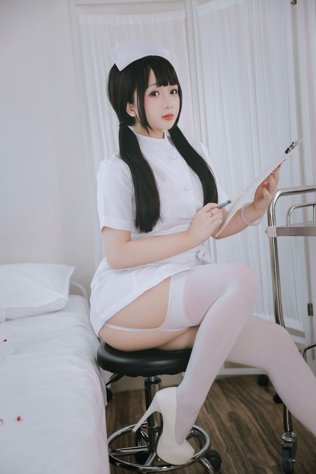 Coser@日奈娇 – 诊所护士 Part2