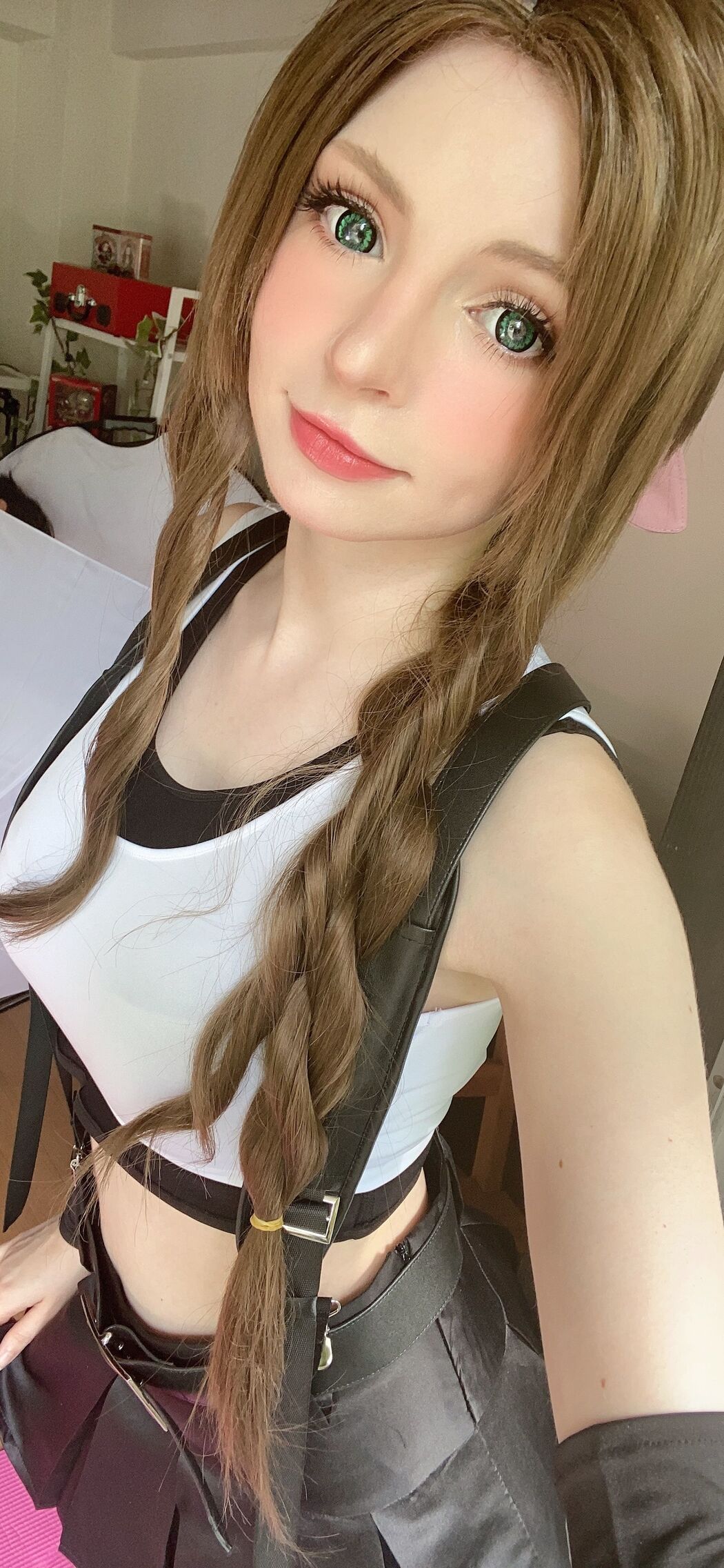 [Net Red COSER Photo] Peach milky - Aerith Tifa Swap