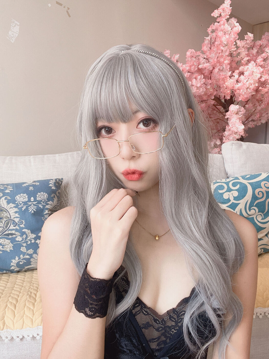 Coser@Money冷冷 – 吊带高叉