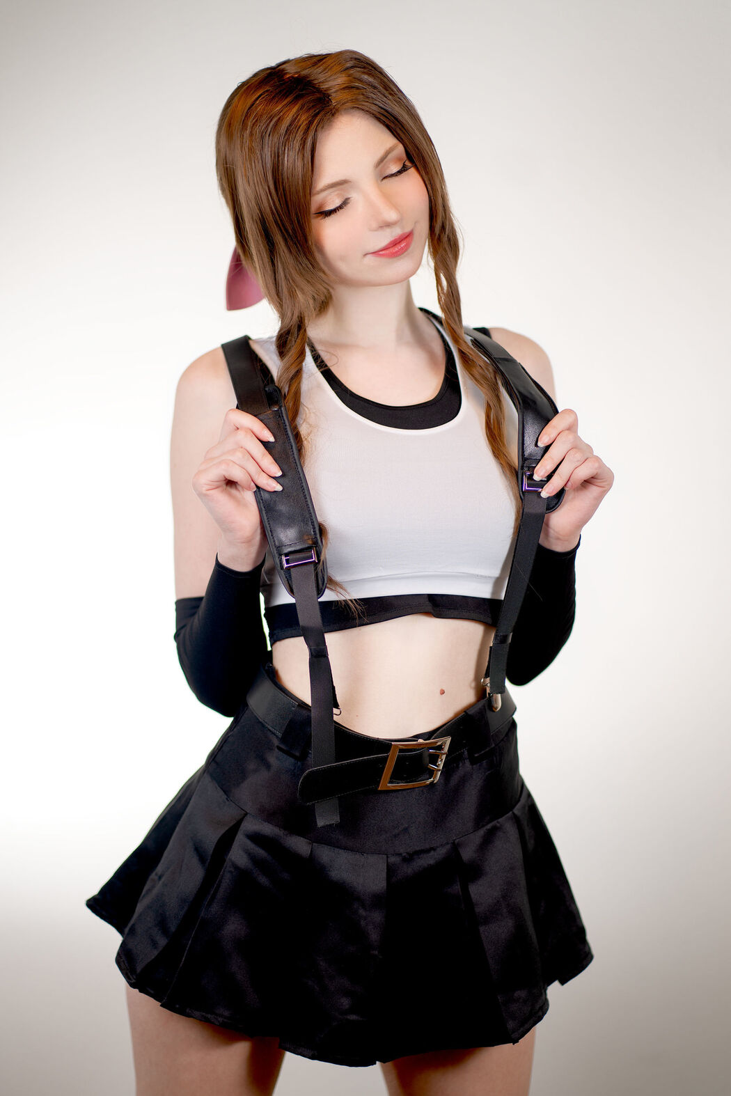 [Net Red COSER Photo] Peach milky - Aerith Tifa Swap