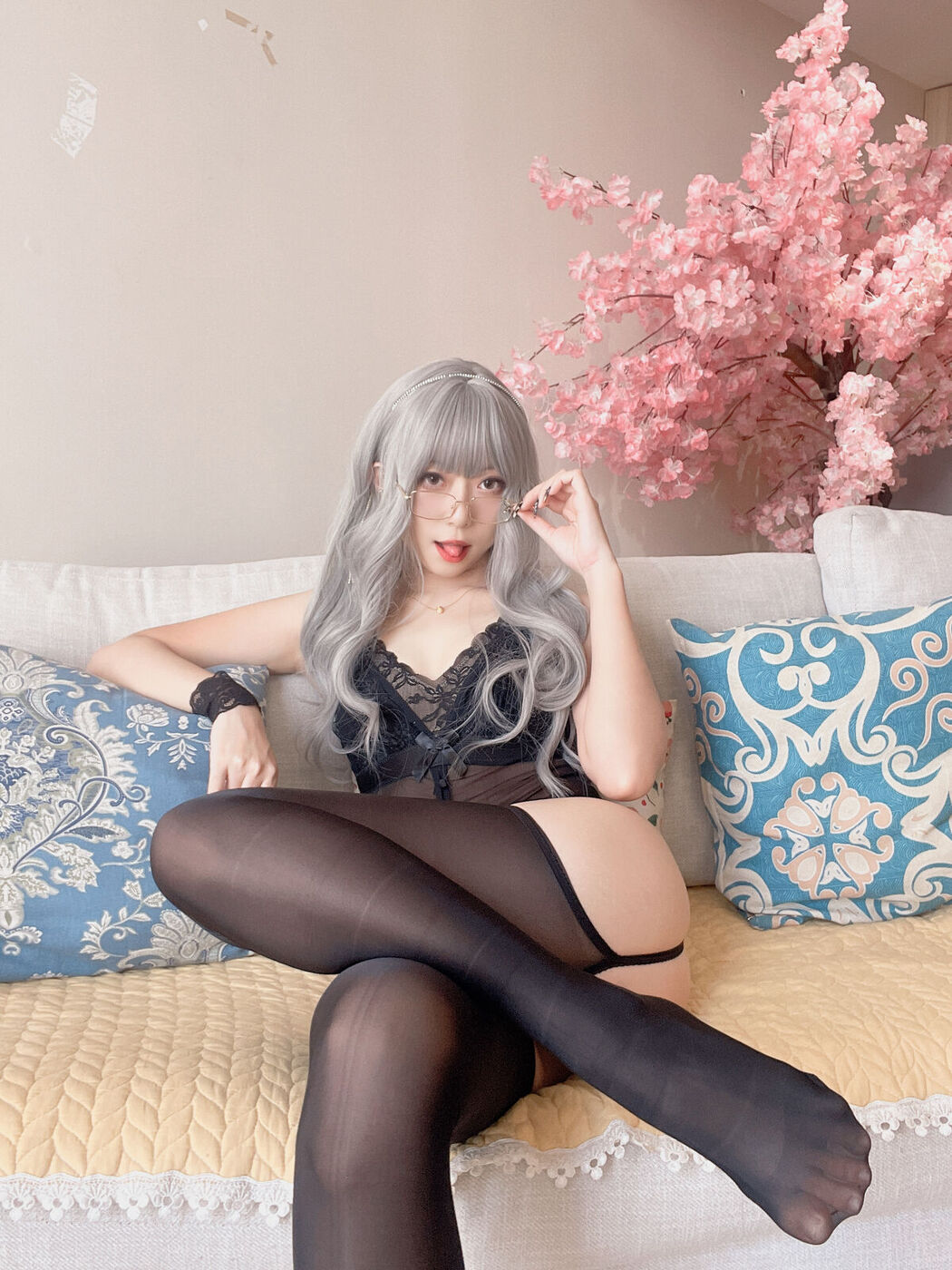 Coser@Money冷冷 – 吊带高叉