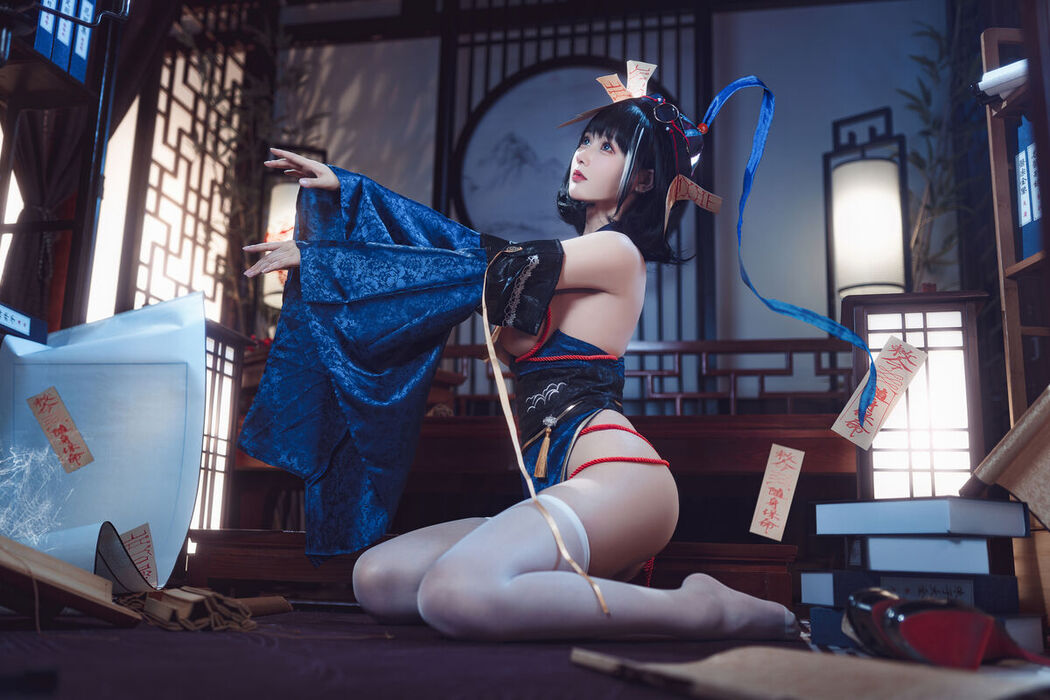 Coser@羽生三未 – 华甲欢庆僵尸三未全