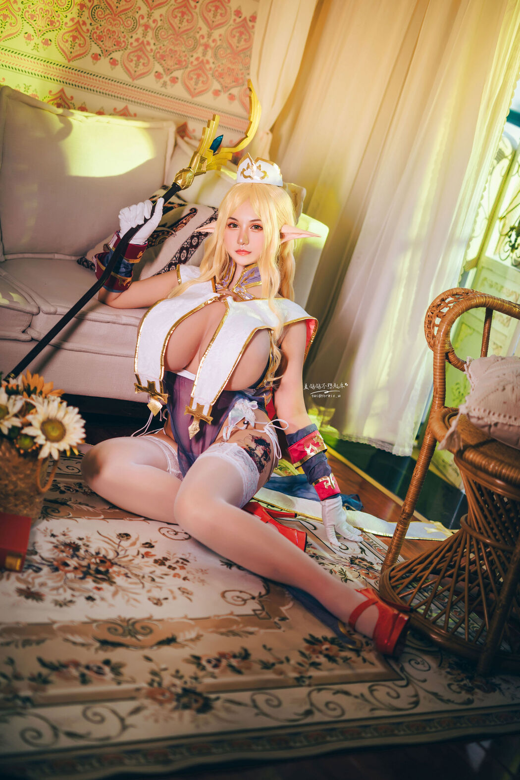 [Internet celebrity COSER photo] Xia Gege doesn't want to get up - Elf Village Priscilla Cover Photo