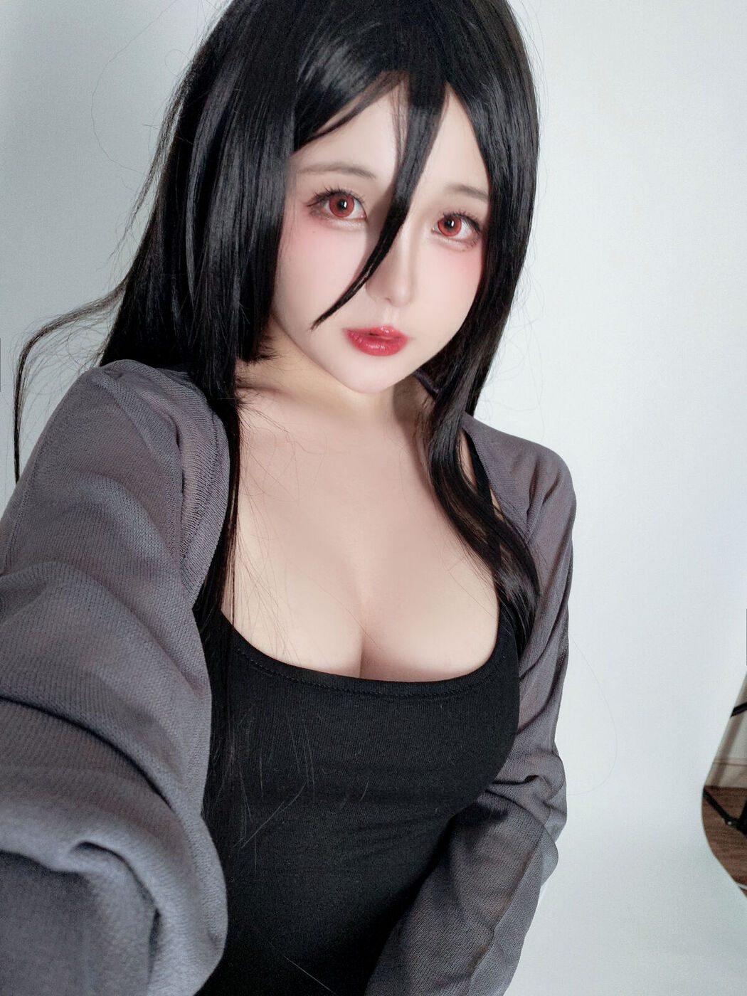 Coser@日奈娇 – 莲见家居服