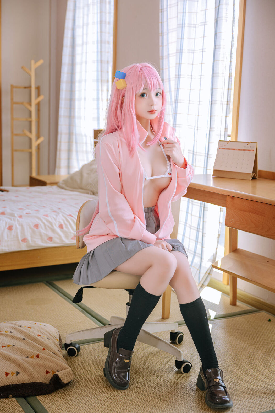 Coser@日奈娇 – 小孤独 Part1