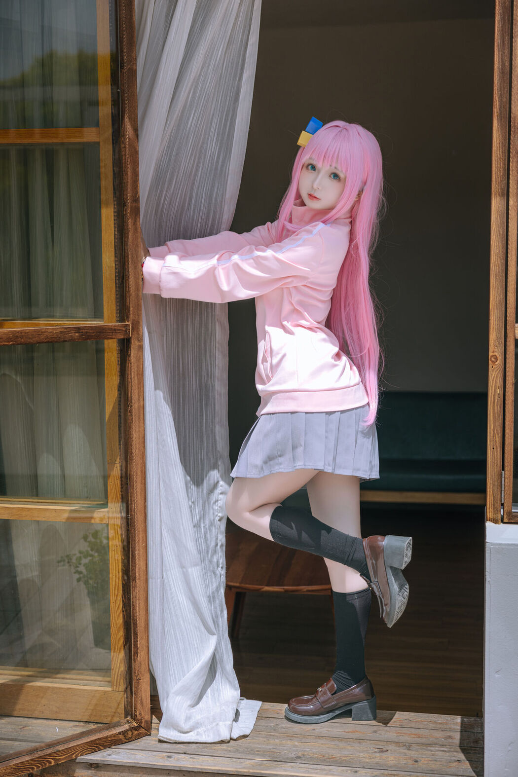 Coser@日奈娇 – 小孤独 Part1