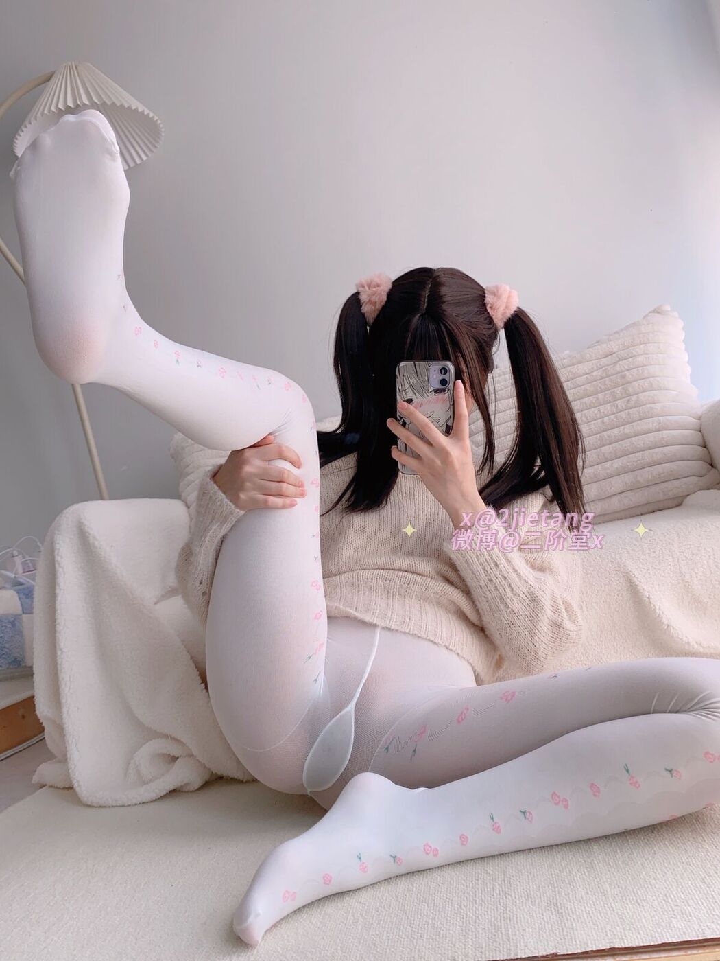 Coser@二阶堂 – 白丝毛衣