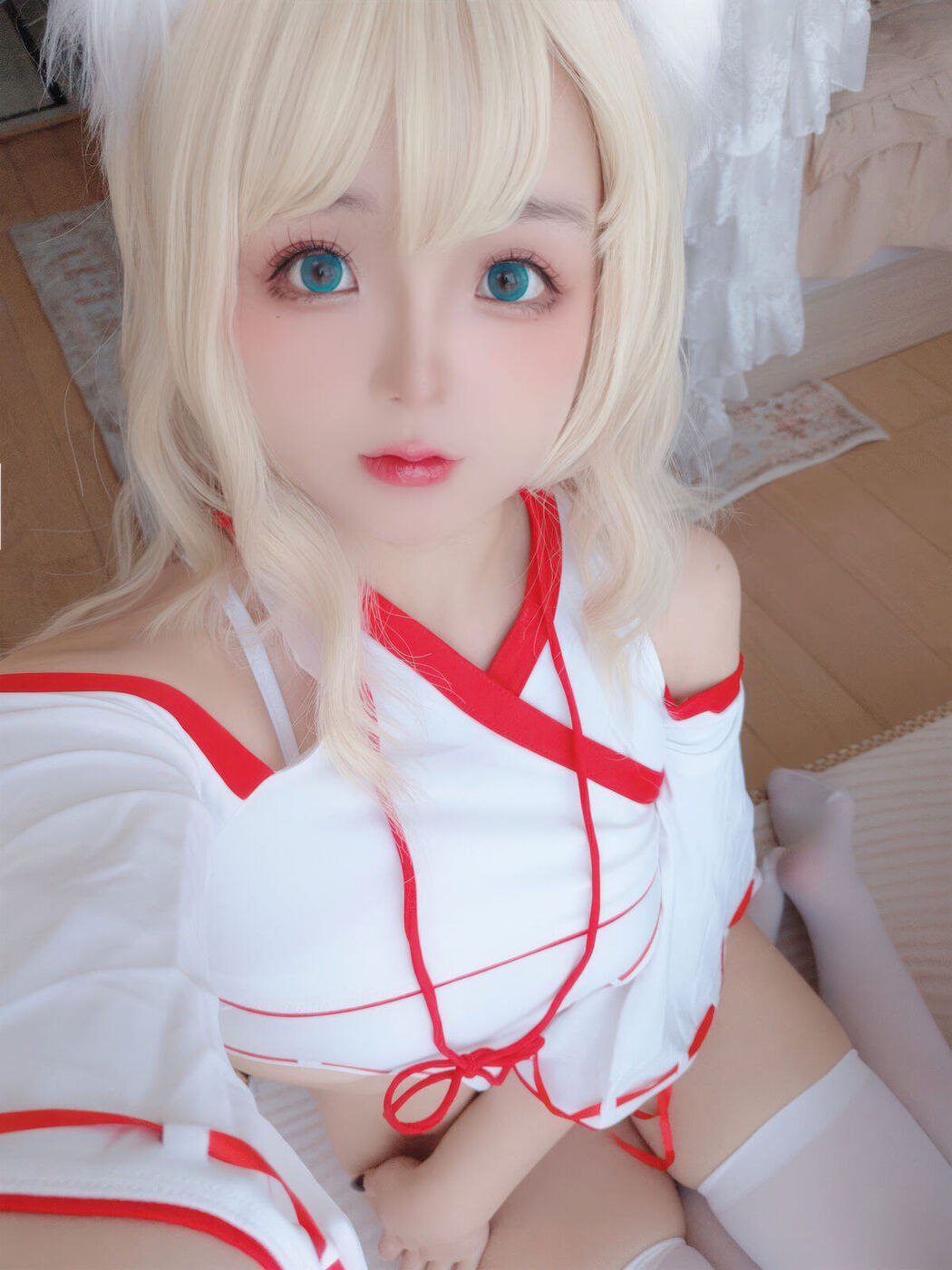 Coser@日奈娇 – 小狐狸巫女