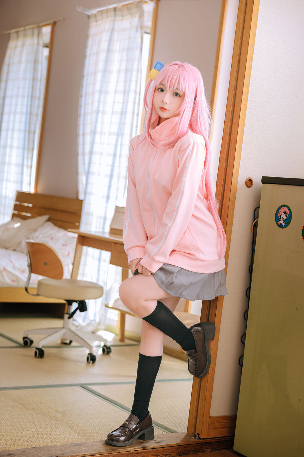 Coser@日奈娇 – 小孤独 Part1