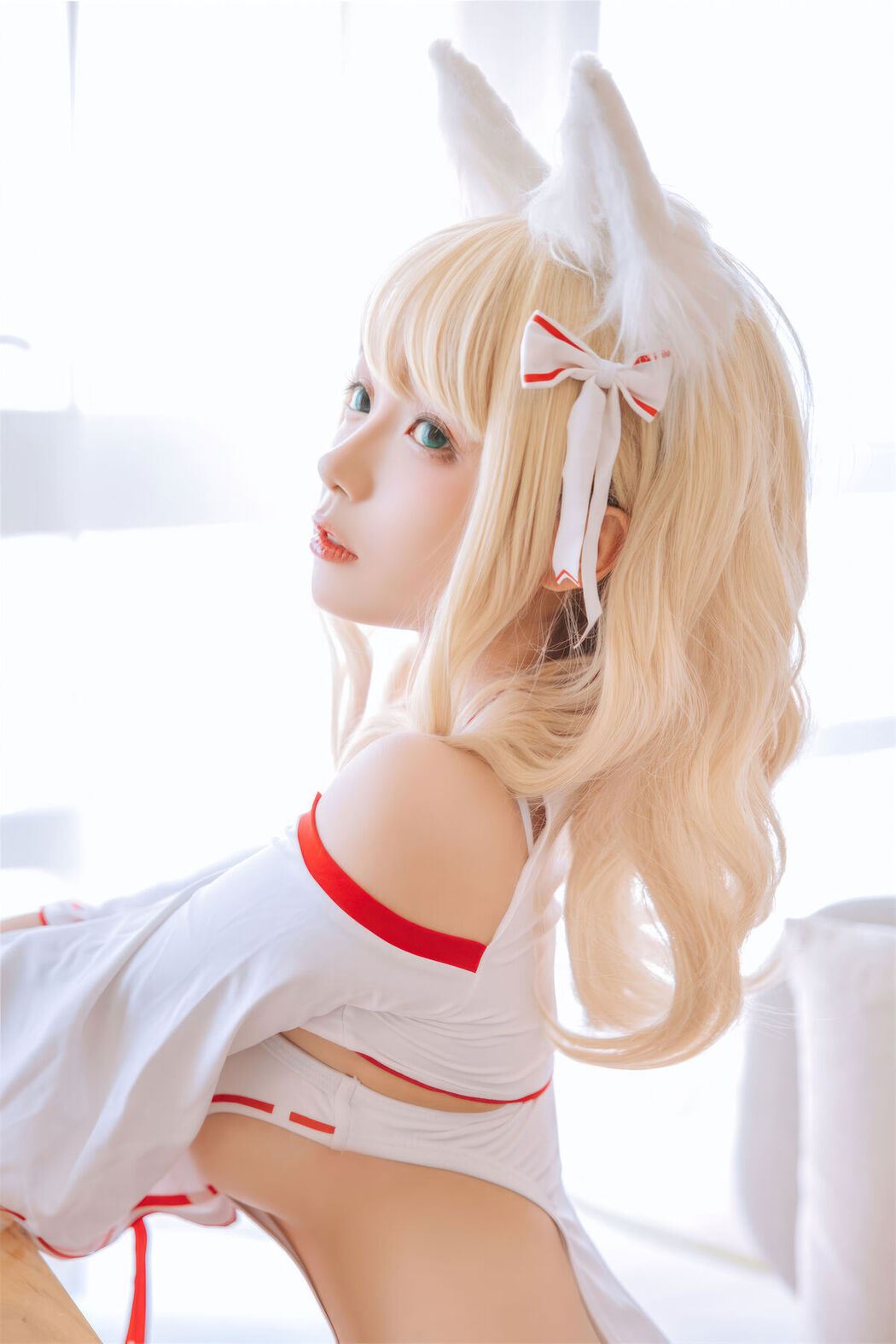 Coser@日奈娇 – 小狐狸巫女