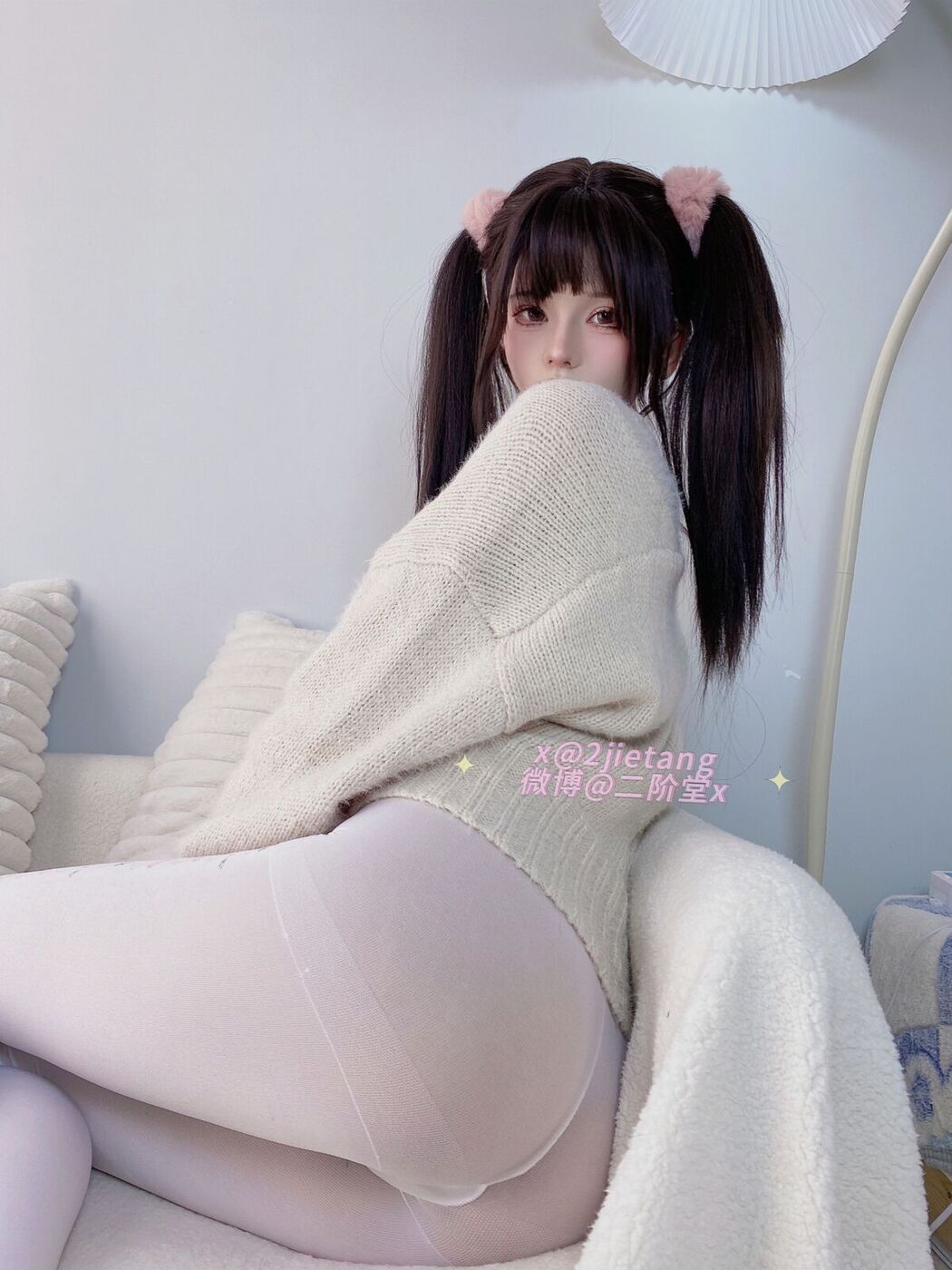 Coser@二阶堂 – 白丝毛衣