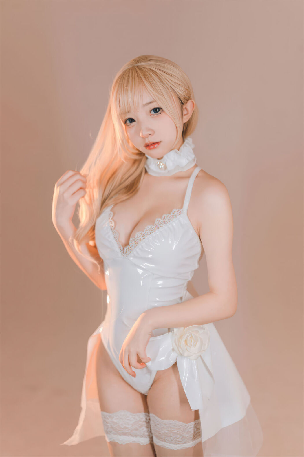 Coser@花铃 – 纯白小花嫁