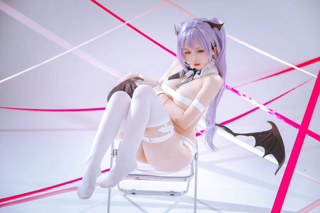 Coser@日奈娇 – 伊芙夏娃 Part1