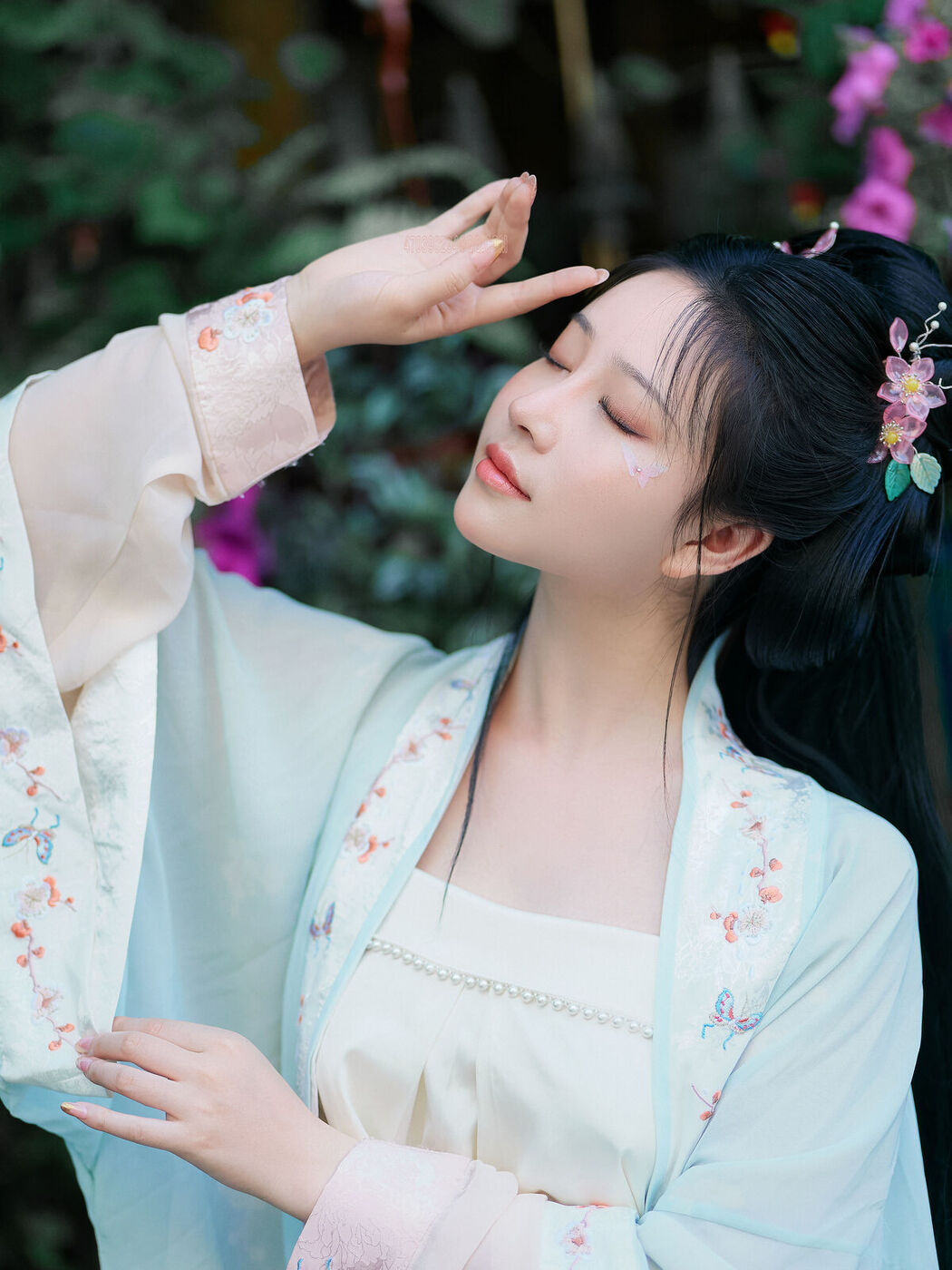 Coser@年年Nnian – 白花间集