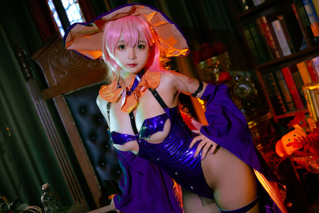 Coser@日奈娇 – 孟菲斯