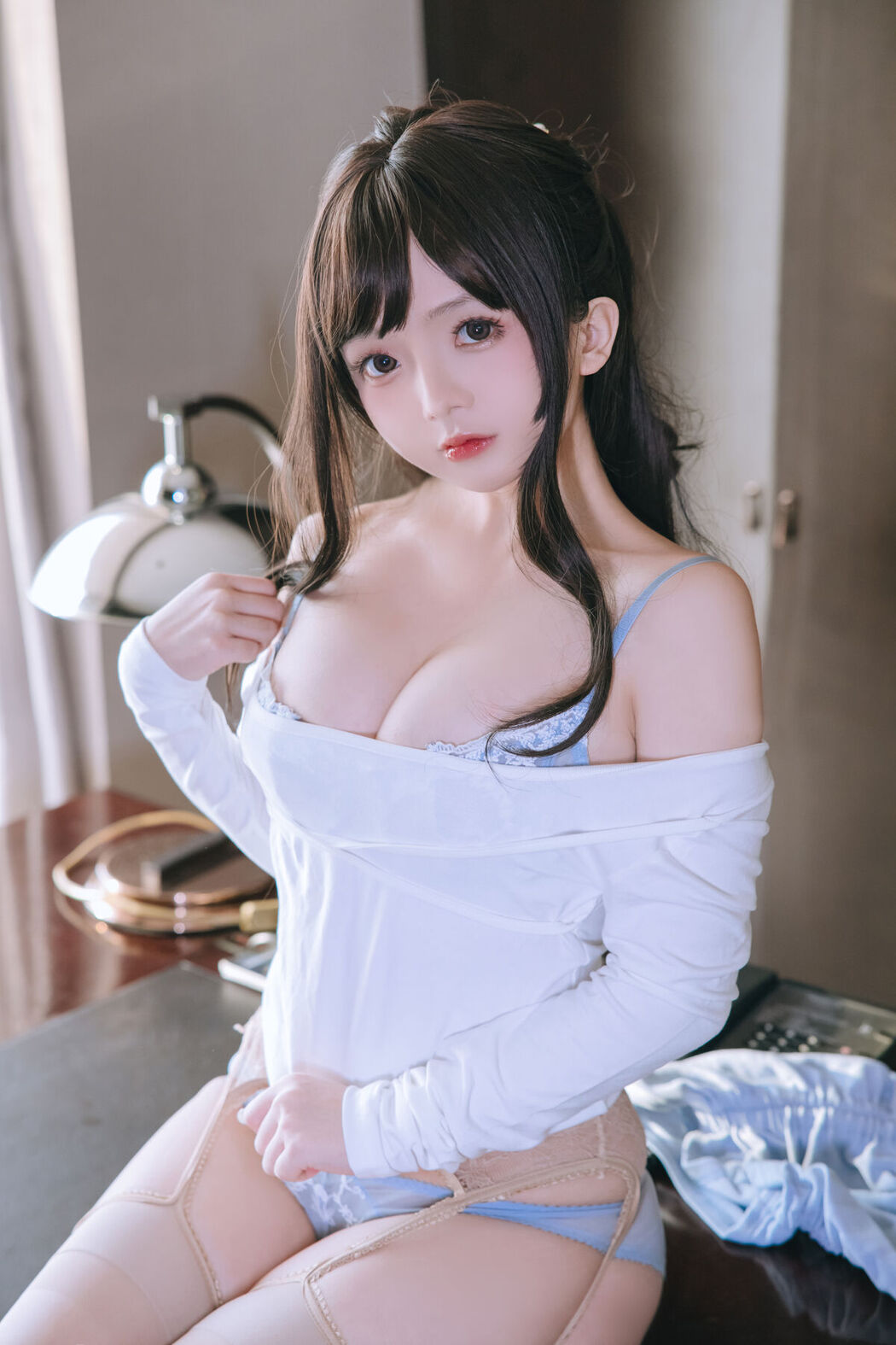 Coser@日奈娇 – 包臀裙秘书 Part2