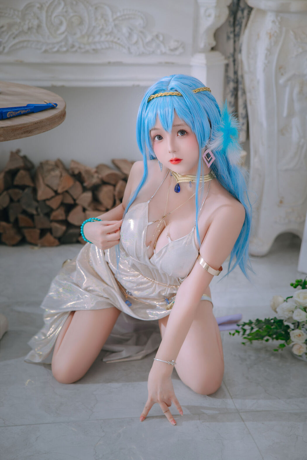 Coser@日奈娇 – 海伦礼服