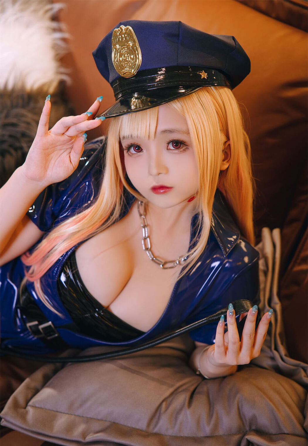 Coser@日奈娇 – 喜多川海梦女警