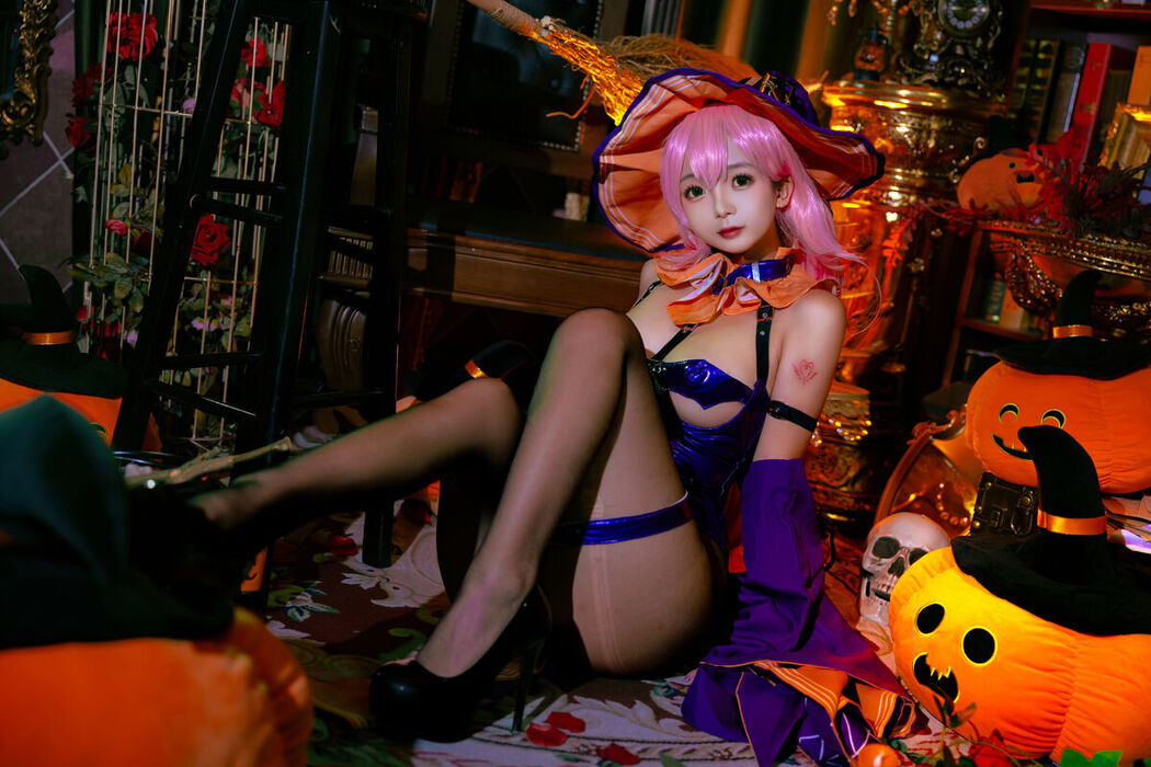 Coser@日奈娇 – 孟菲斯