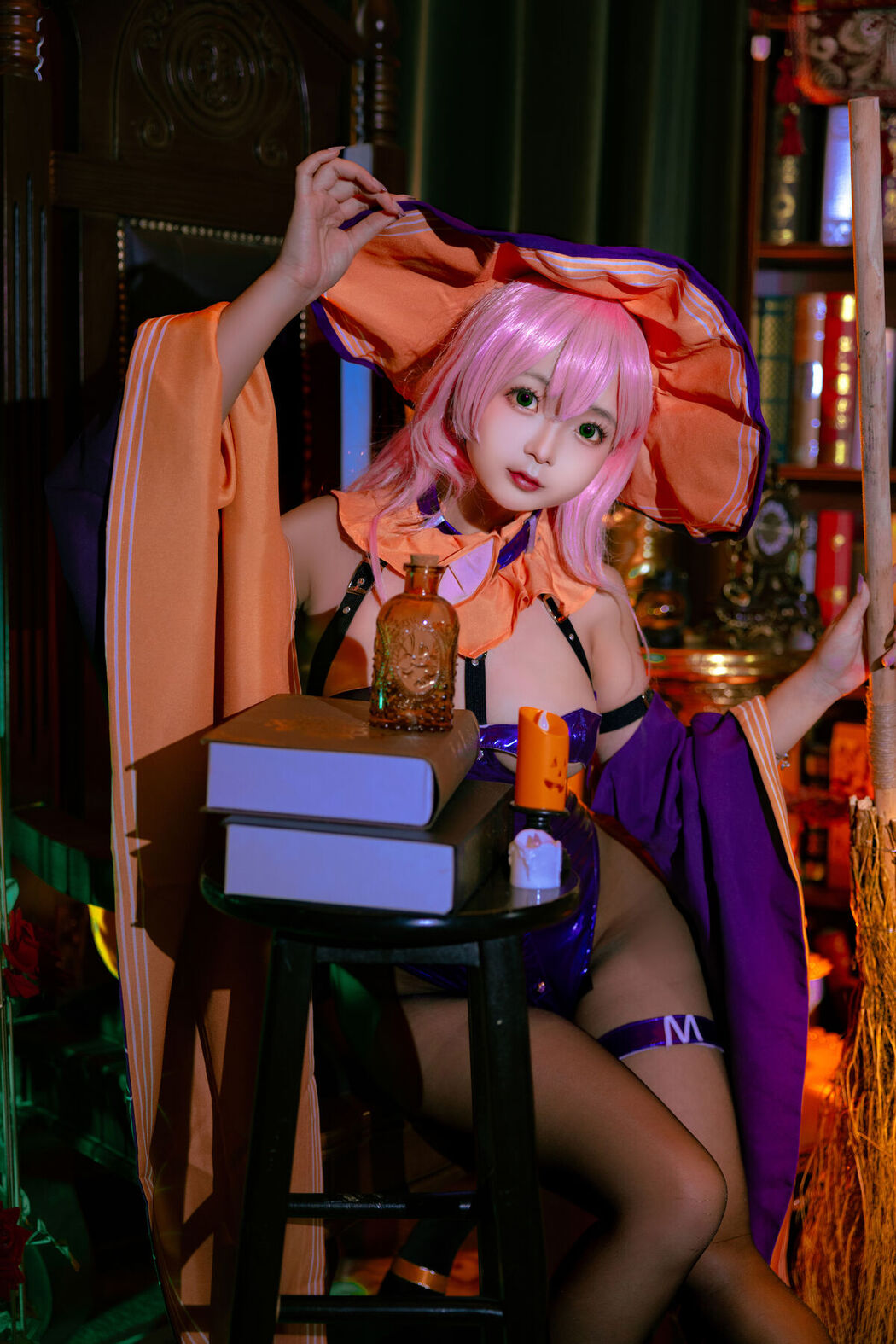 Coser@日奈娇 – 孟菲斯