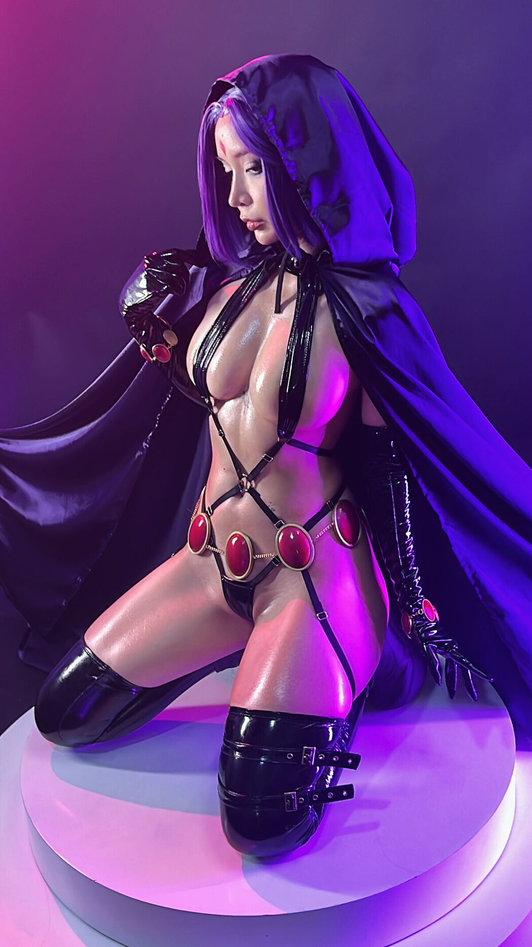 Coser@UmekoJ – Raven Latex Lingerie Part2