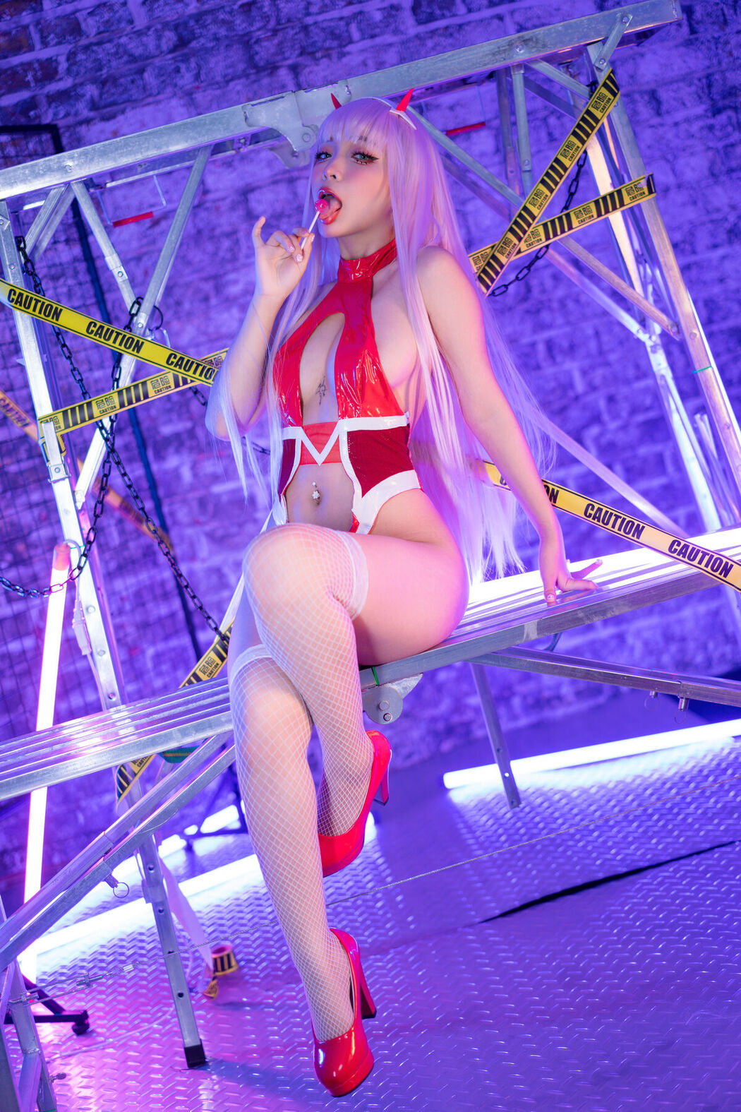 Coser@UmekoJ – ZERO TWO