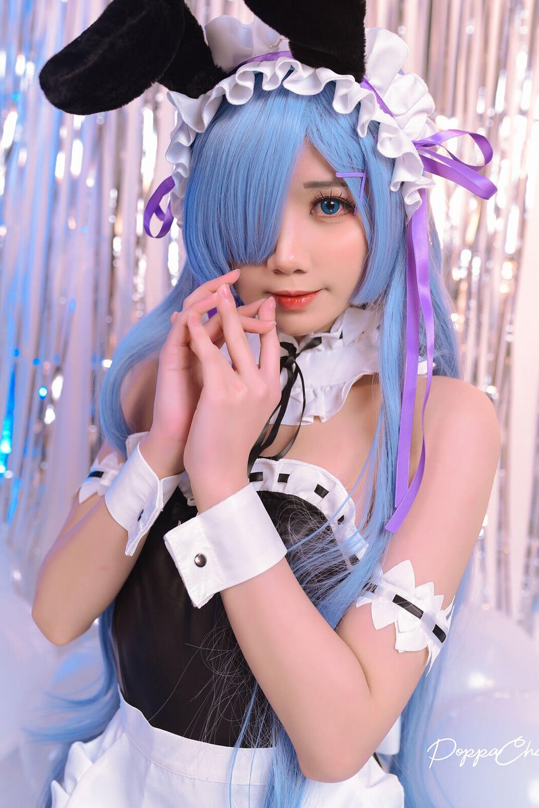 Coser@PoppaChan – Rem Bunny Re-Zero Cover Photo