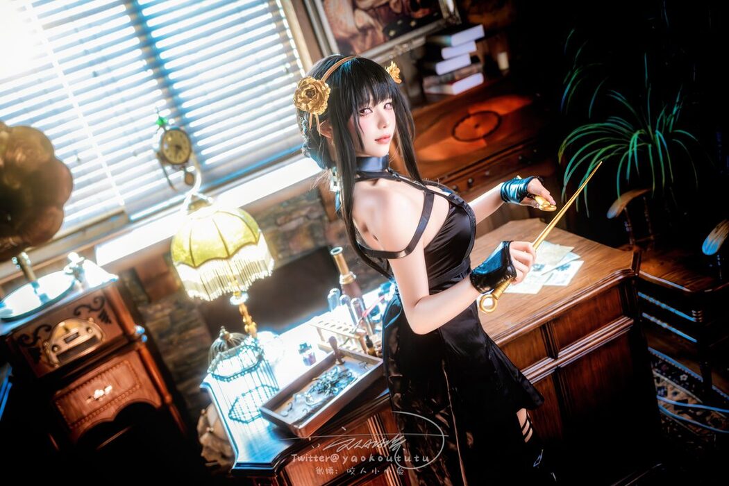 Coser@黏黏团子兔 – 约尔太太