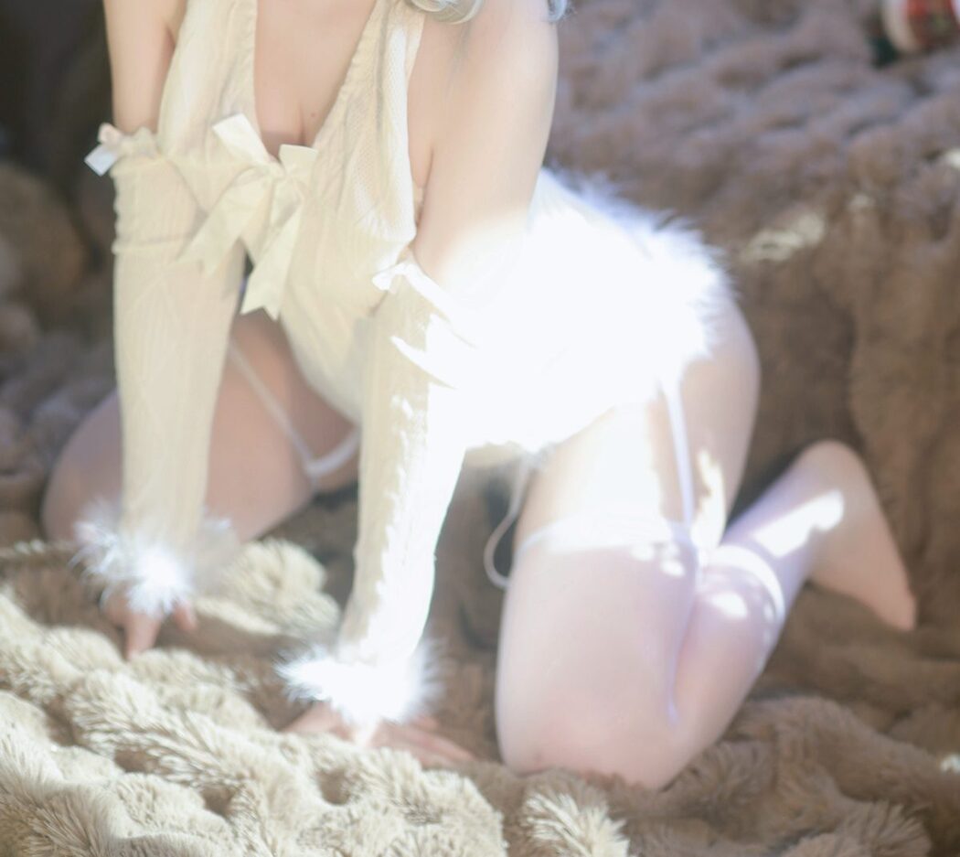 Coser@疯猫ss – 圣诞特典And白色毛衣 Part2