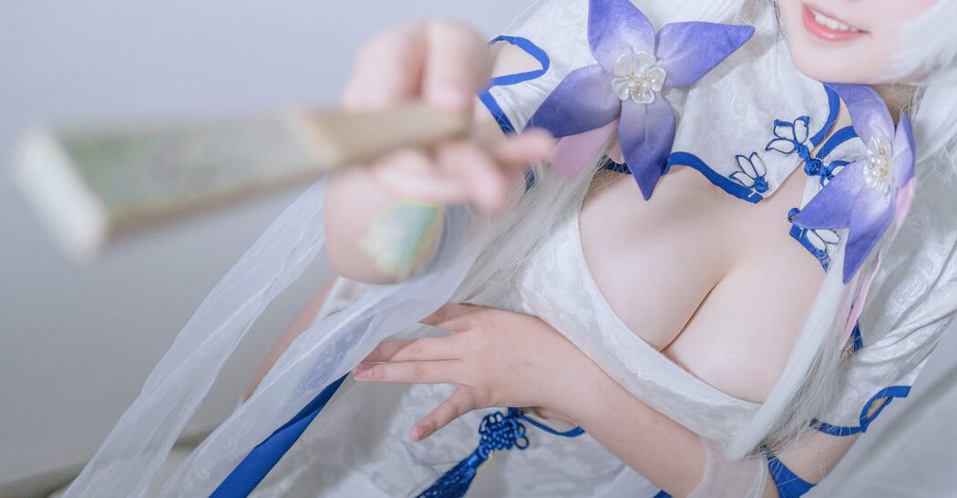 Coser@阿半今天很开心 – 光辉四散