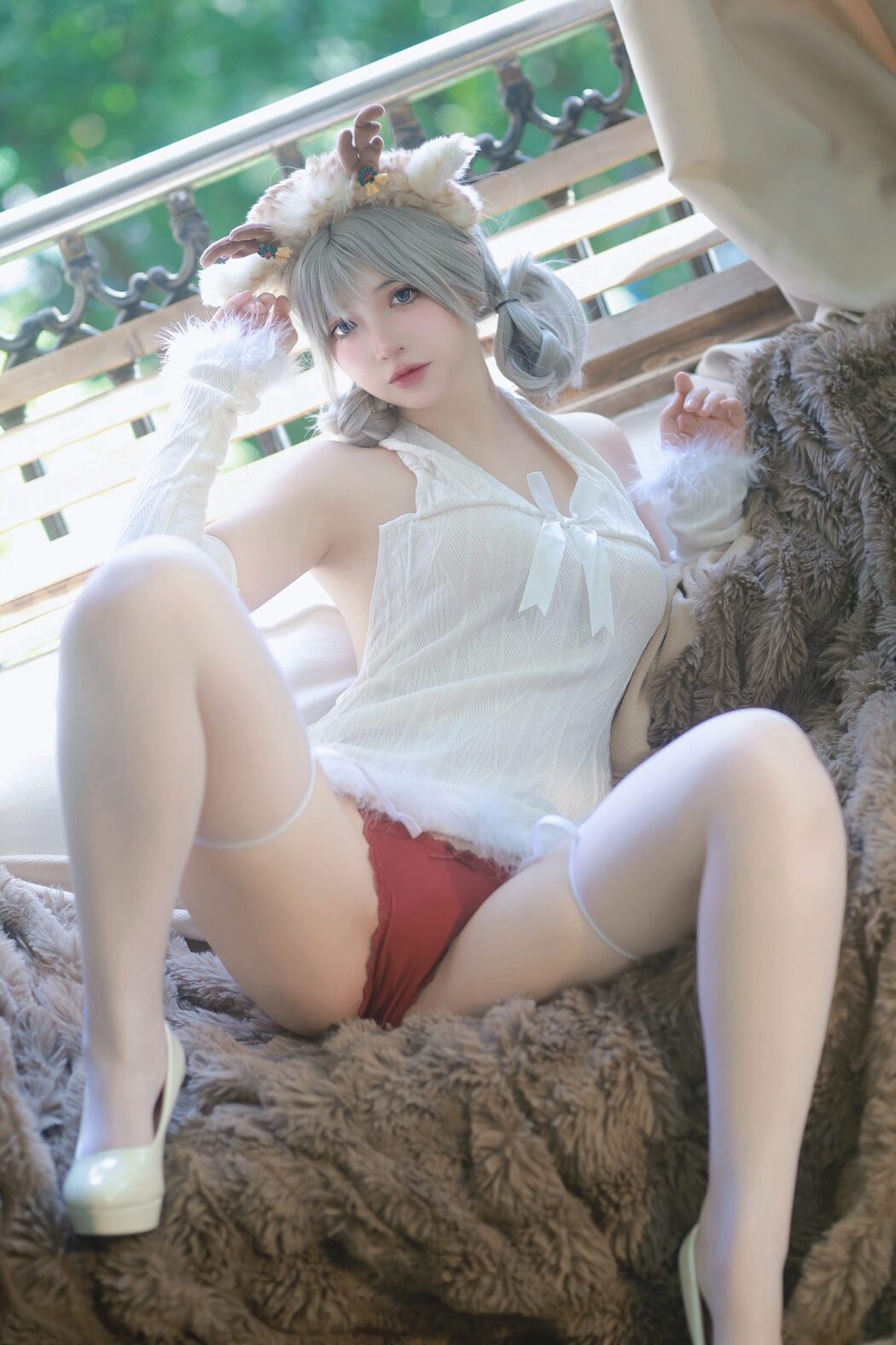 Coser@疯猫ss – 圣诞特典And白色毛衣 Part2