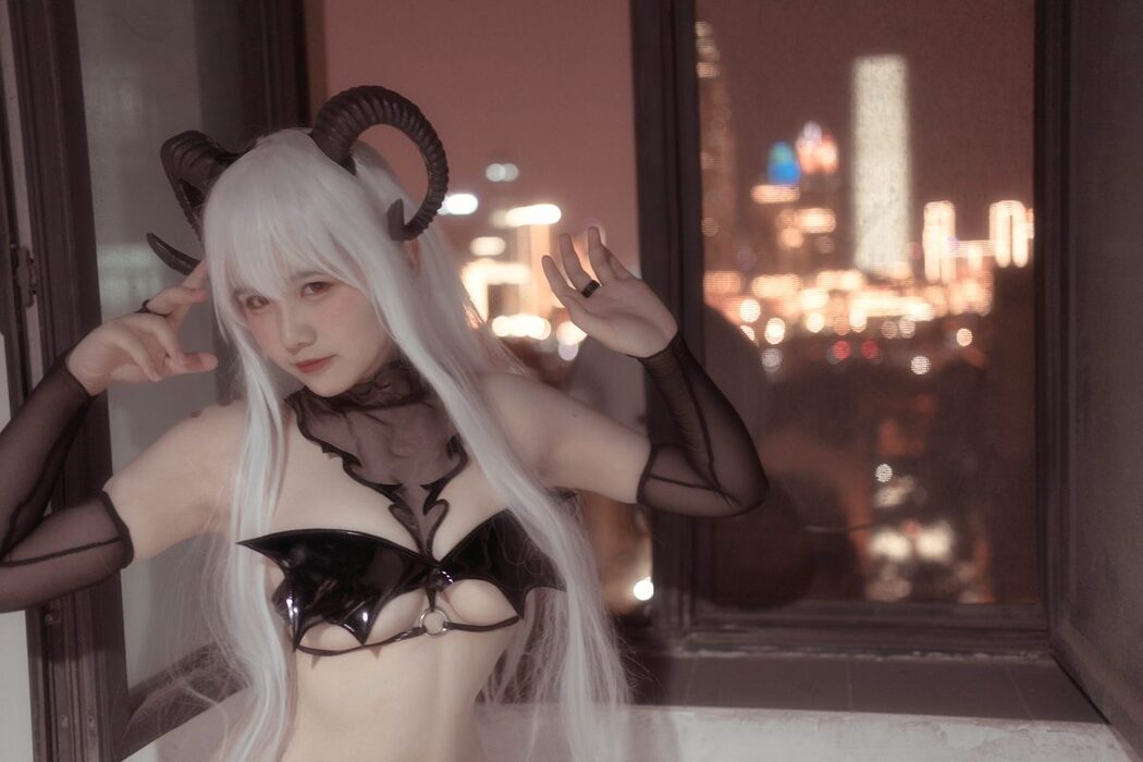 Coser@阿半今天很开心 – 魅魔