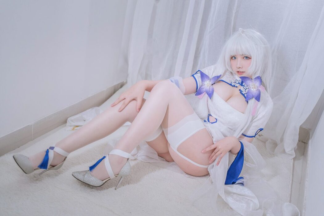 Coser@阿半今天很开心 – 光辉四散