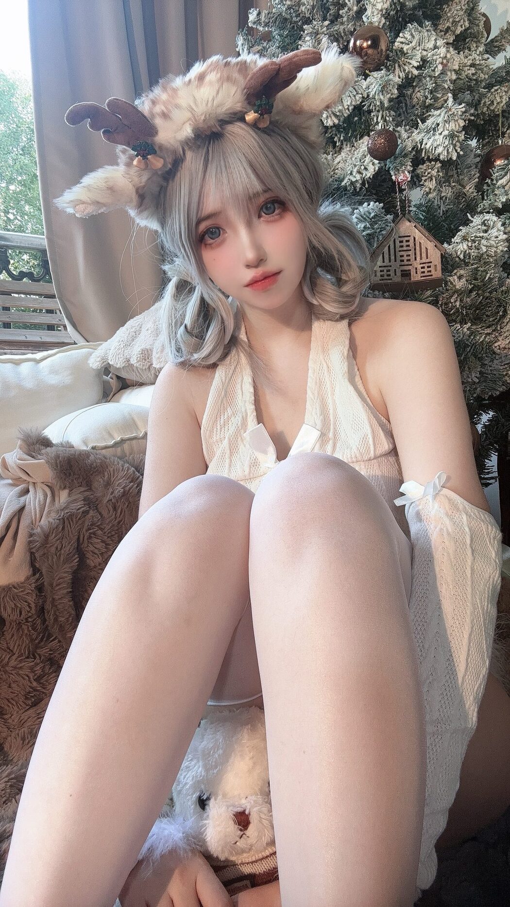 Coser@疯猫ss – 圣诞特典And白色毛衣 Part2