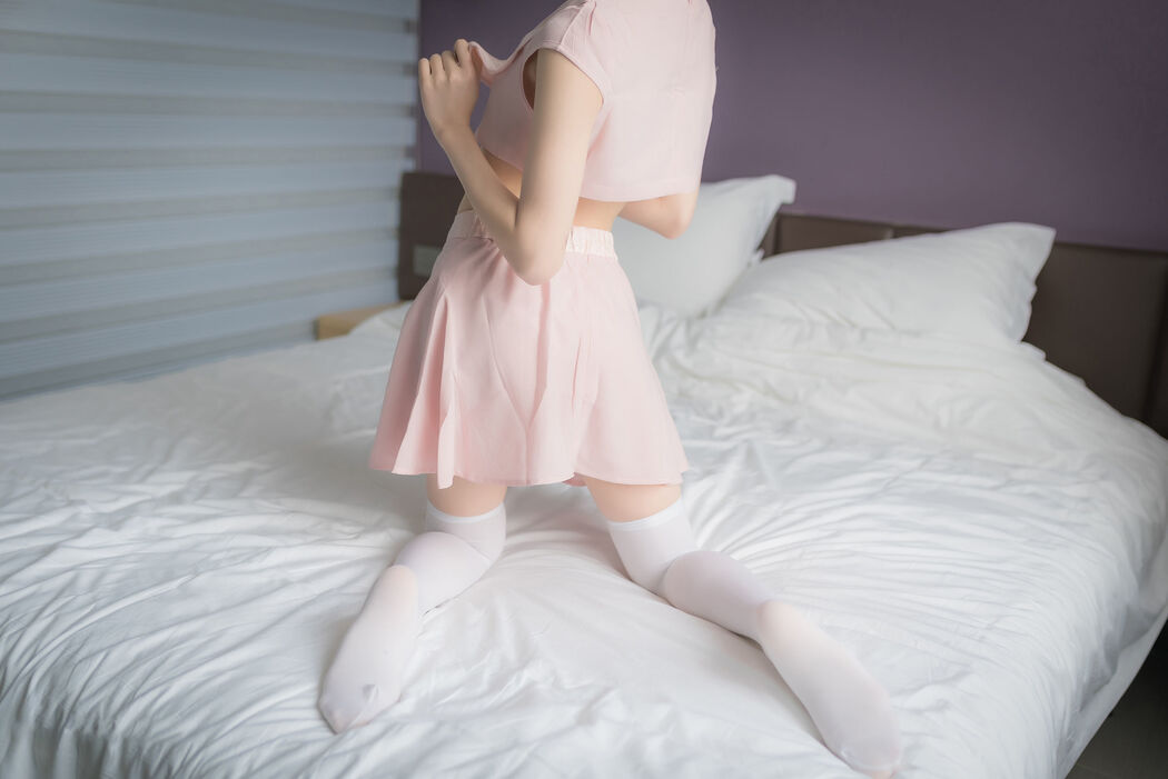 [Net Red COSER] Anime blogger Kitaro_ Kitaro - pink dumpling