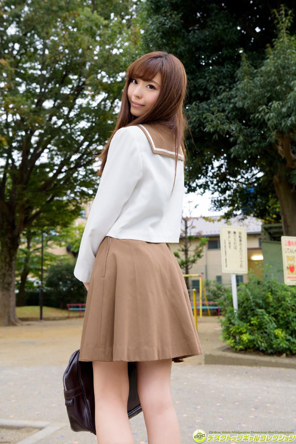 Yui Ko Hyuga "The New Star of グラビア界☆Looking forward to the appearance of a beautiful beauty in uniform" [DGC]