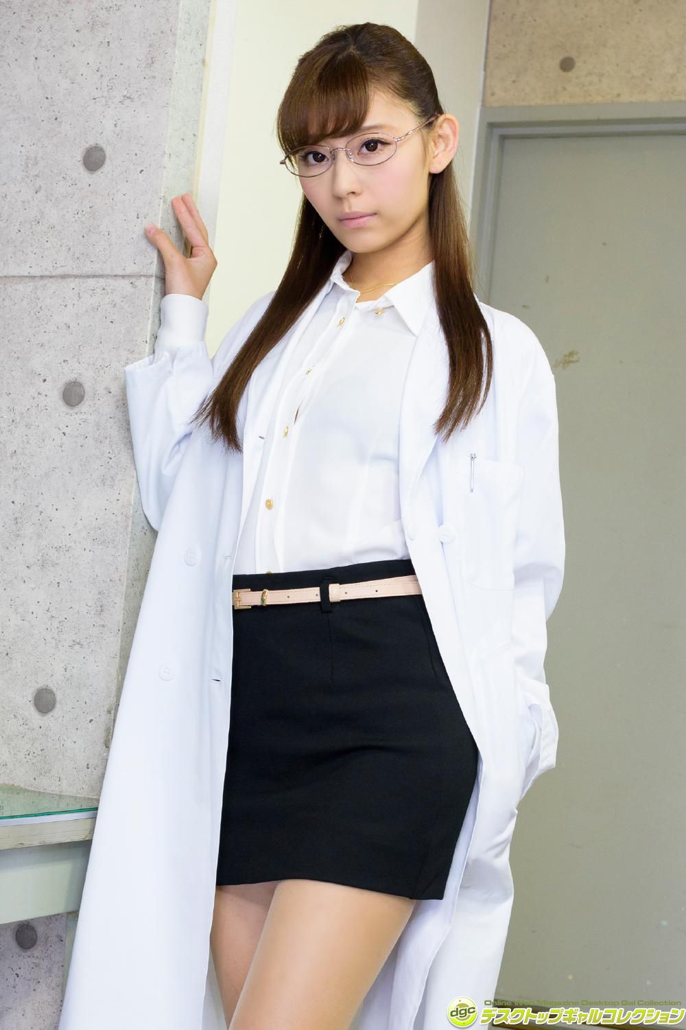 Yui Ko Hyuga "The New Star of グラビア界☆Looking forward to the appearance of a beautiful beauty in uniform" [DGC]