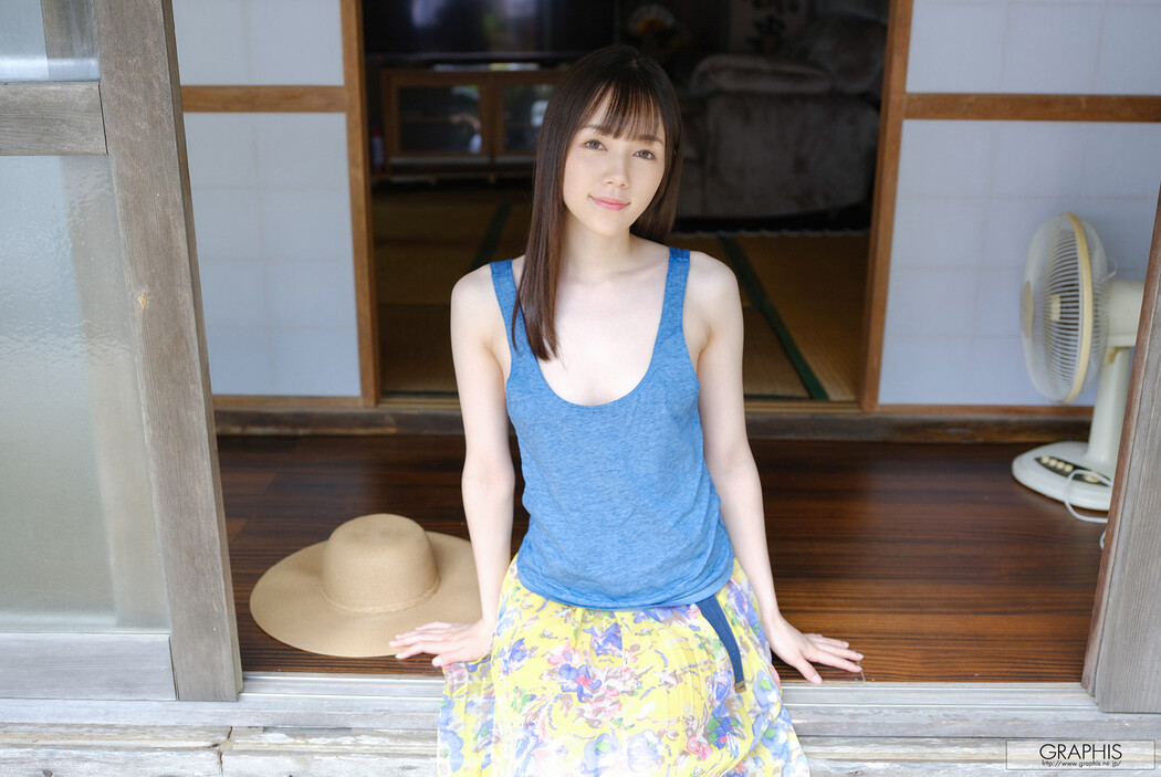 Remu Suzumori 涼森れむ, [Graphis] Gals 「CRAZY ABOUT YOU!」 Vol.01