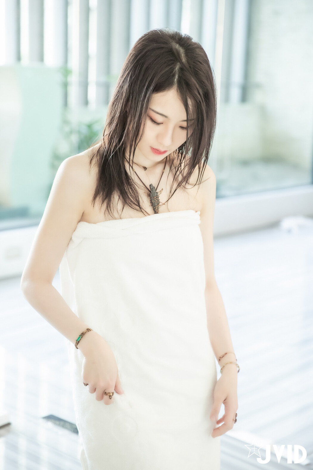 JVID精品 雪白美乳「阿黎」濕身、淋浴、裸泡無遮掩全露!