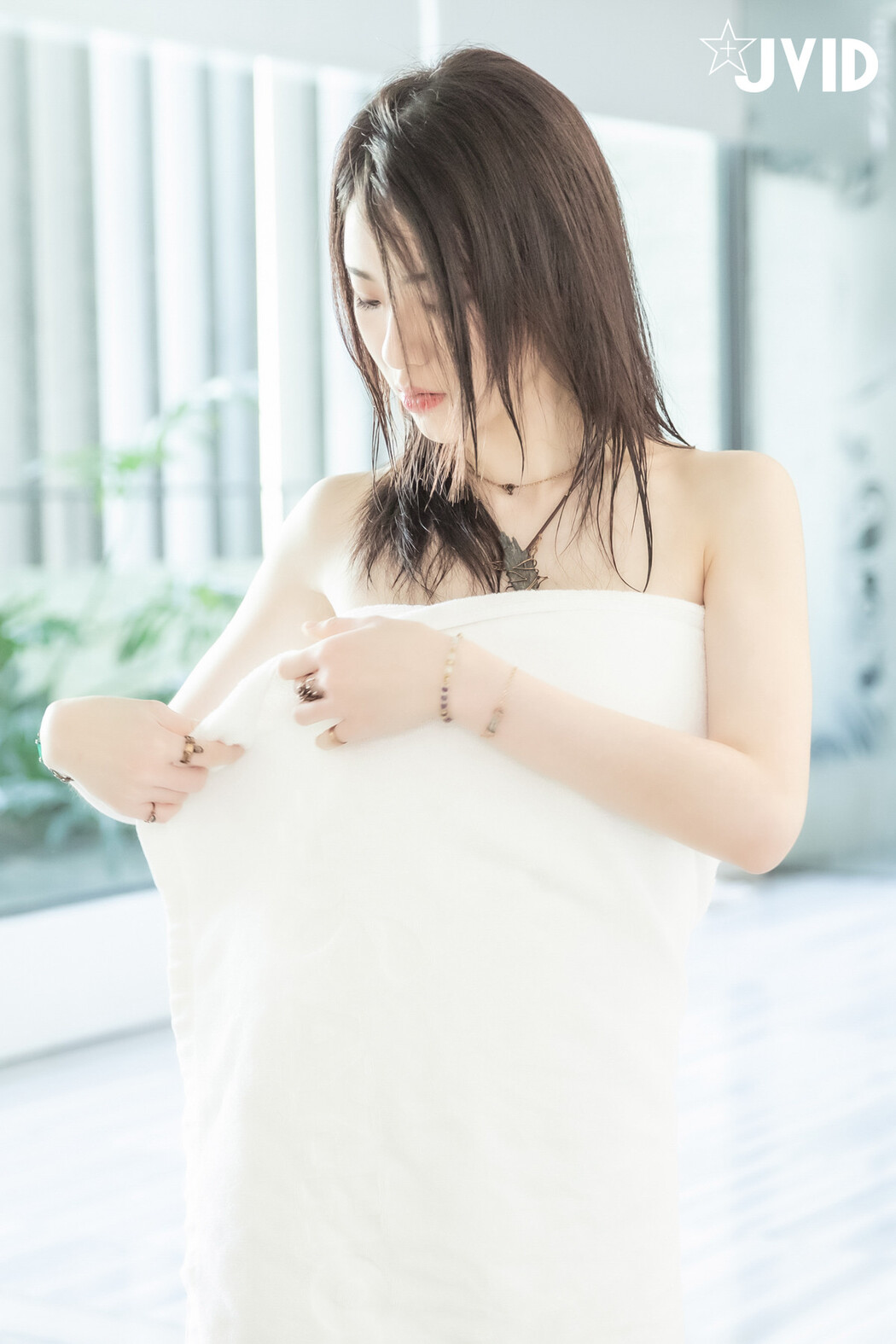 JVID精品 雪白美乳「阿黎」濕身、淋浴、裸泡無遮掩全露!