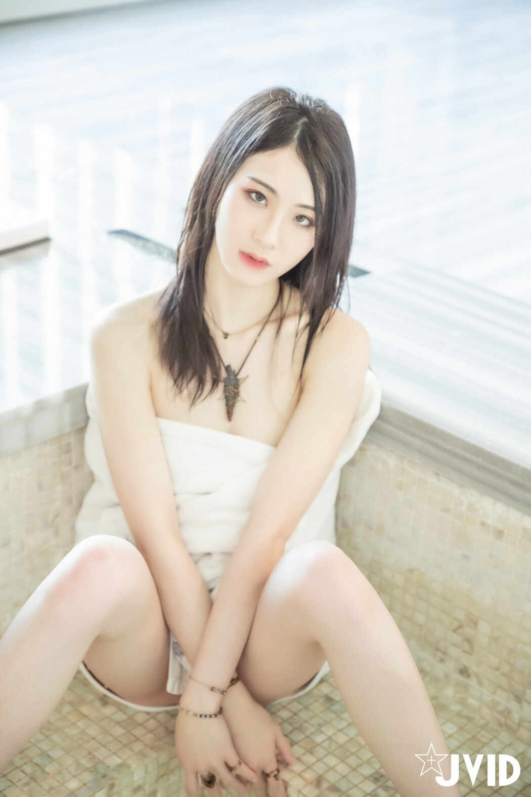 JVID精品 雪白美乳「阿黎」濕身、淋浴、裸泡無遮掩全露!